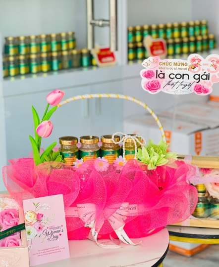 Set quà tặng yến 8/3 - 20/10